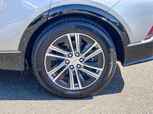 Certified 2024 Cadillac Lyriq Luxury AWD/4WD image 10