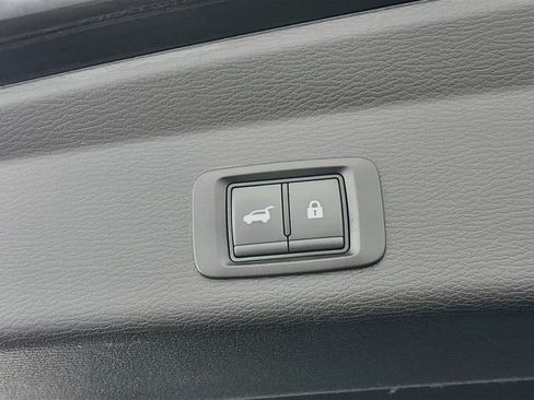 Used 2024 Mitsubishi Outlander SE AWD/4WD image 32