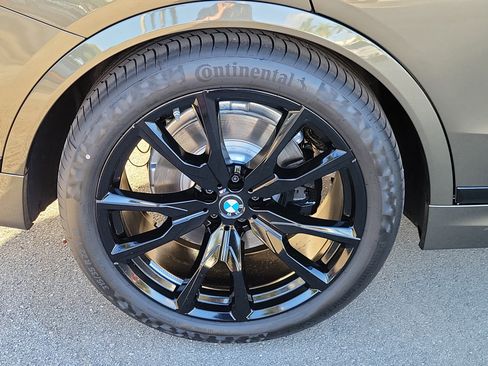 New 2026 BMW X7 xDrive40i image 7