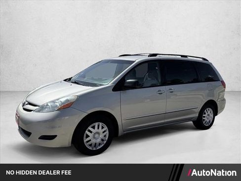 Used 2007 Toyota Sienna LE FWD image 1