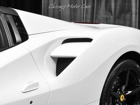 Used 2018 Ferrari 488 Spider RWD image 39