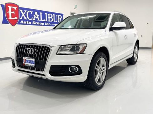 Used 2015 Audi Q5 2.0T Premium Plus w/ Technology Package image 4