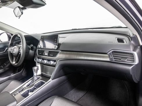 Used 2020 Honda Accord LX image 18