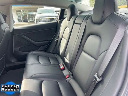 Used 2023 Tesla Model 3 Standard Range image 13
