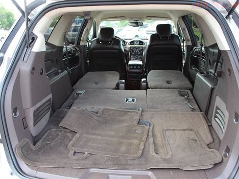 Used 2014 Buick Enclave Leather w/ Trailering Provision Package FWD image 32