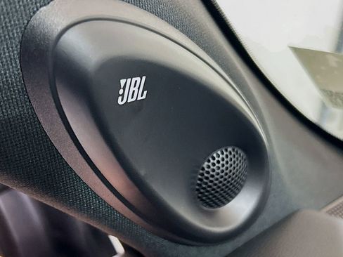 New 2026 Toyota Highlander XSE image 18