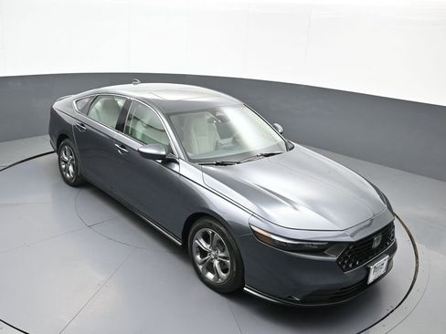 Certified 2024 Honda Accord EX image 36