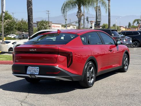 Certified 2025 Kia K4 FWD image 8