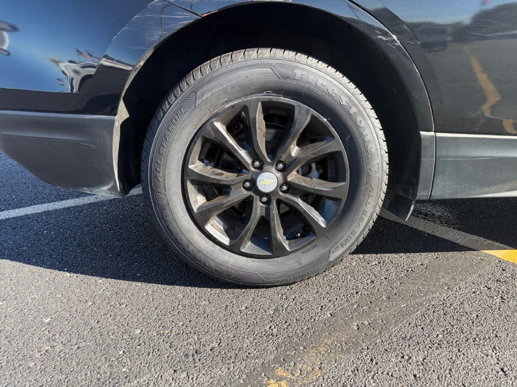 Used 2020 Chevrolet Equinox LT AWD/4WD image 9