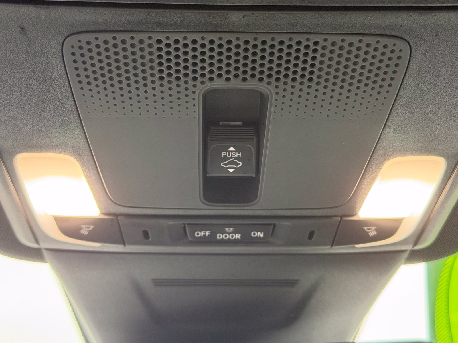 Used 2025 Honda CR-V Sport Touring image 28