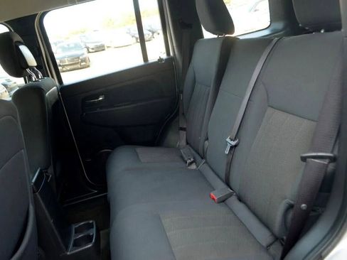 Used 2012 Jeep Liberty Sport RWD image 23