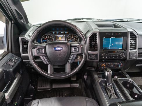 Used 2017 Ford F150 XLT w/ Equipment Group 302A Luxury AWD/4WD image 12