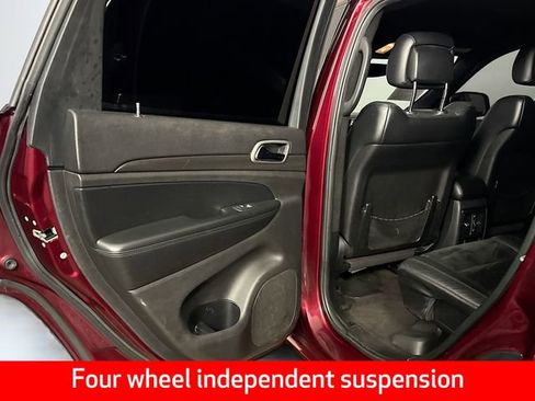 Used 2018 Jeep Grand Cherokee Altitude image 26