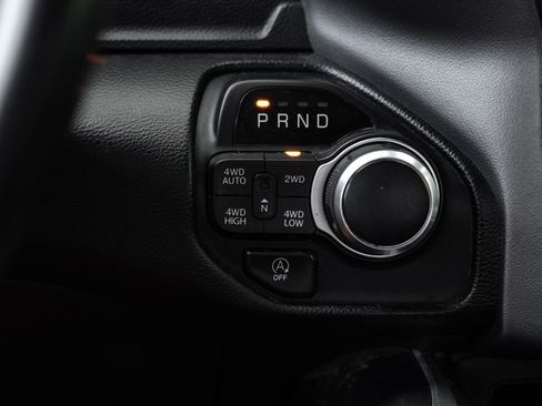 Used 2023 RAM 1500 Big Horn AWD/4WD image 40