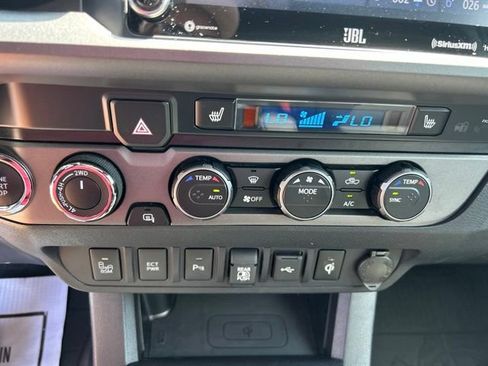 Used 2021 Toyota Tacoma TRD Pro AWD/4WD image 26