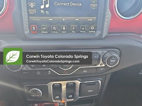 Used 2022 Jeep Wrangler Rubicon w/ Cold Weather Group image 14