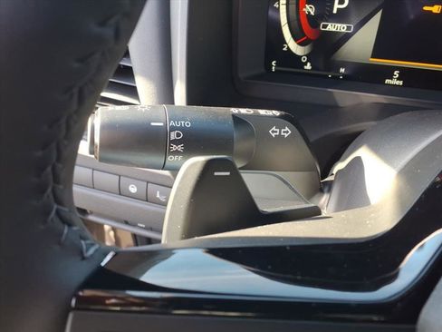 New 2026 Nissan Rogue Platinum image 18