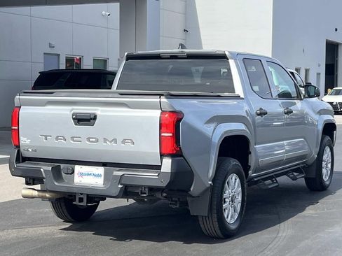 Used 2024 Toyota Tacoma SR w/ SR Upgrade Package image 7