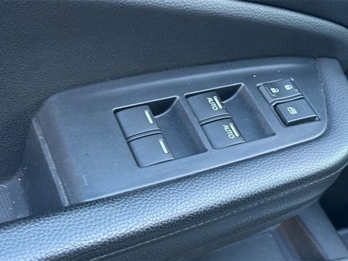 Used 2021 Honda Pilot EX-L image 12