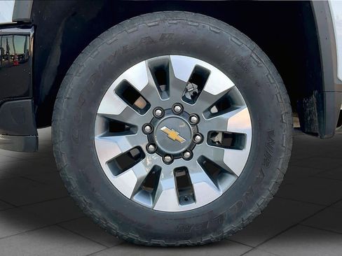 Certified 2025 Chevrolet Silverado 2500 Custom w/ Custom Value Package AWD/4WD image 12
