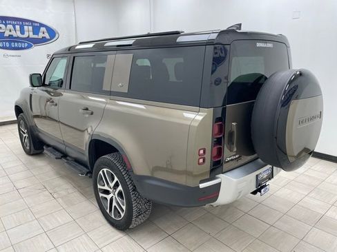 Used 2023 Land Rover Defender 130 SE image 19