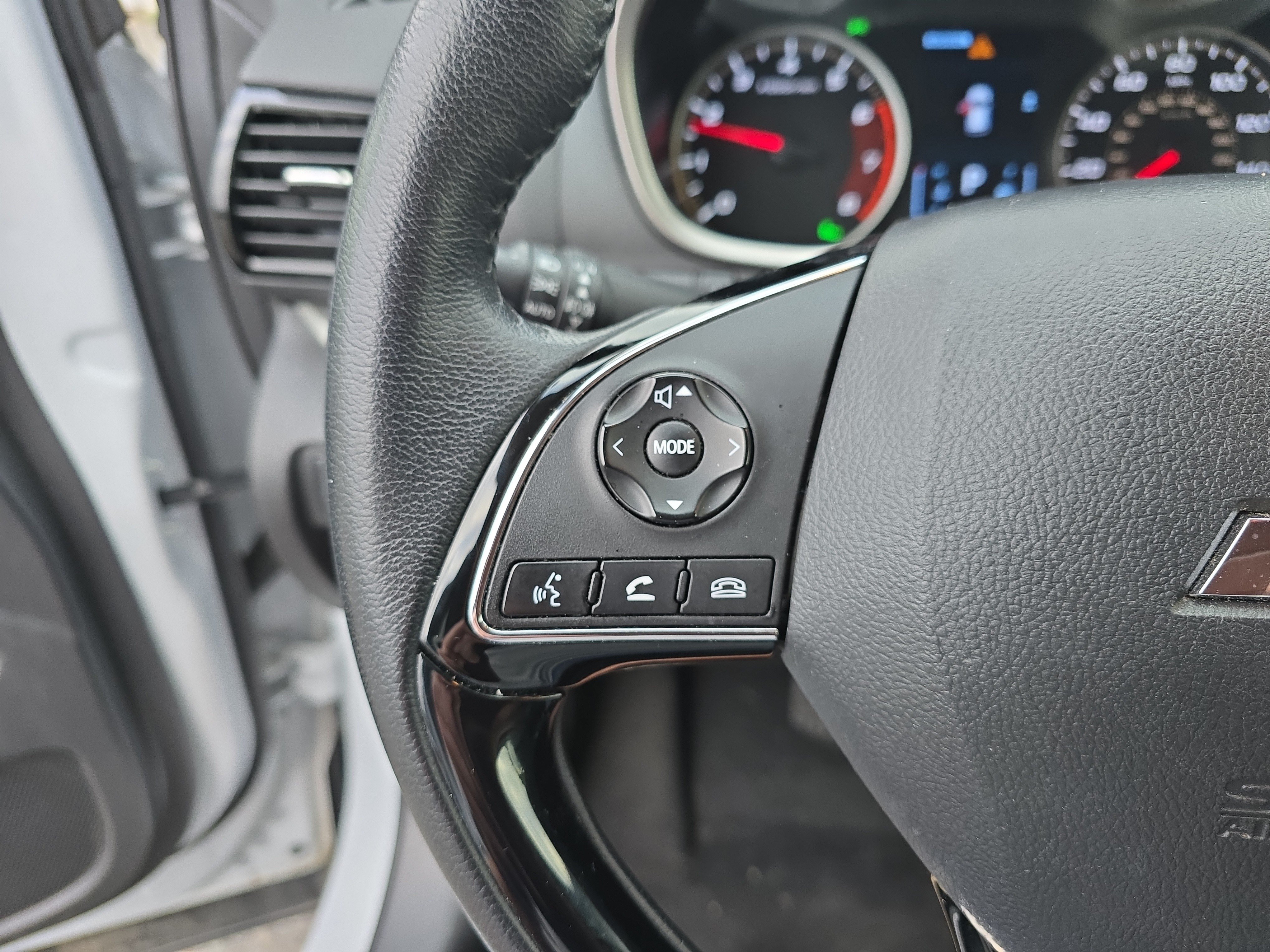 Used 2025 Mitsubishi Eclipse Cross SE AWD/4WD image 22