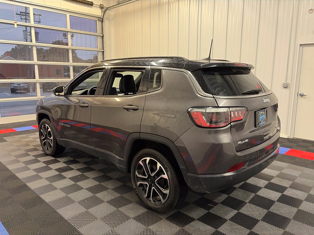 Used 2024 Jeep Compass Limited AWD/4WD image 6