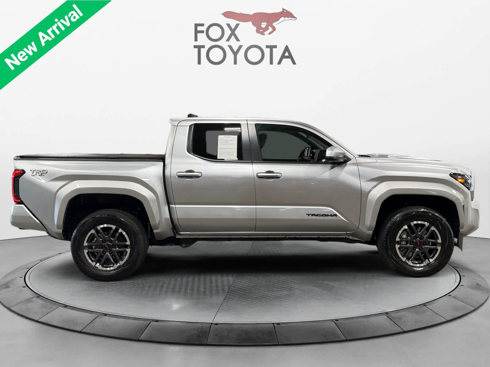 Used 2025 Toyota Tacoma TRD Sport AWD/4WD image 7