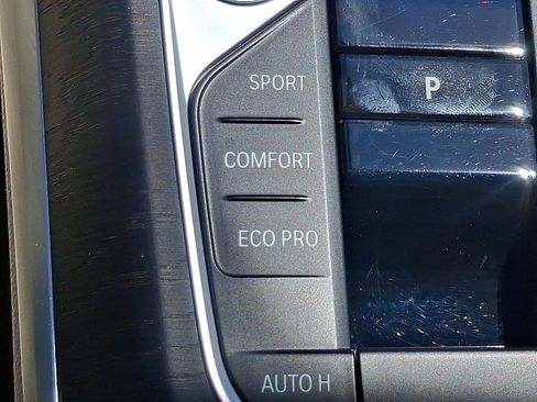 Used 2023 BMW 330i xDrive Sedan w/ Premium Package AWD/4WD image 26