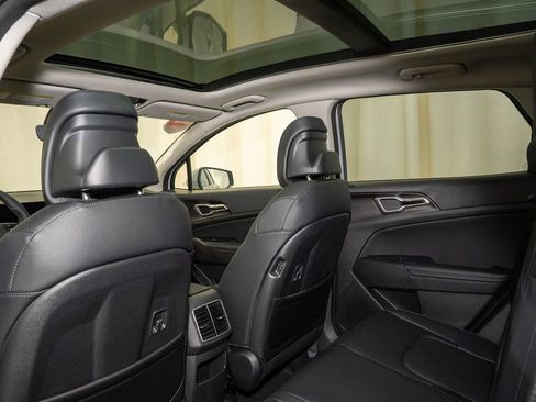 New 2026 Kia Sportage EX w/ EX Panoramic Sunroof Package image 10