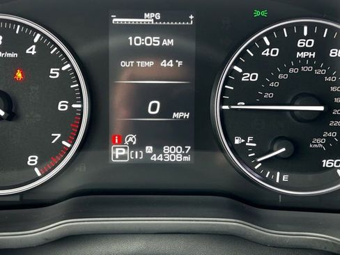 Used 2024 Subaru Crosstrek 2.0i Premium AWD/4WD image 22