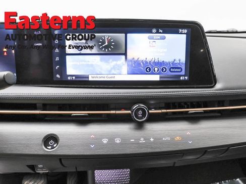 Used 2023 Nissan Ariya FWD image 11