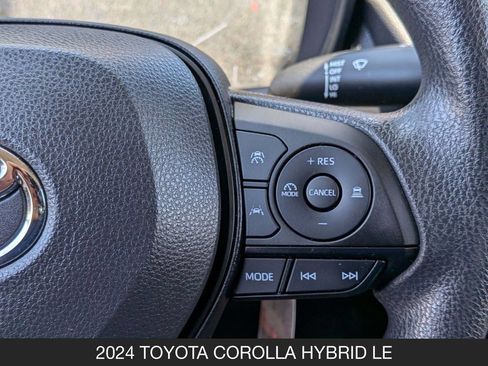 Used 2024 Toyota Corolla LE FWD image 18