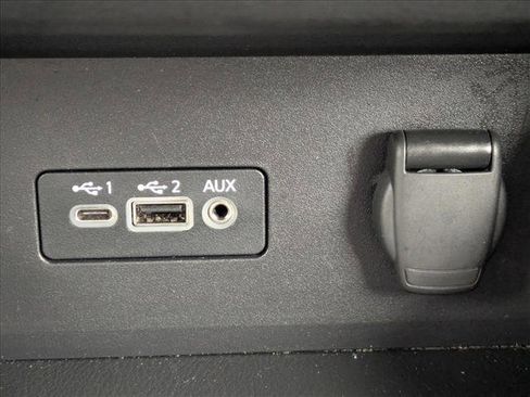 Used 2023 Nissan Sentra SV image 15