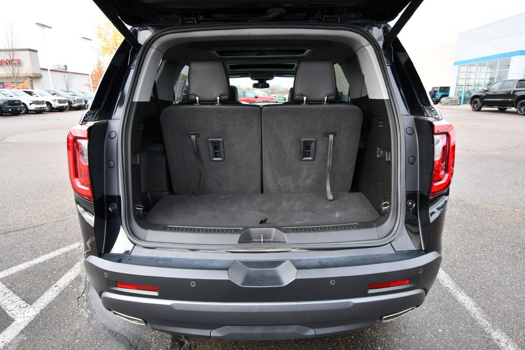 Used 2021 GMC Acadia AT4 w/ GMC Pro Grade Package AWD/4WD image 7