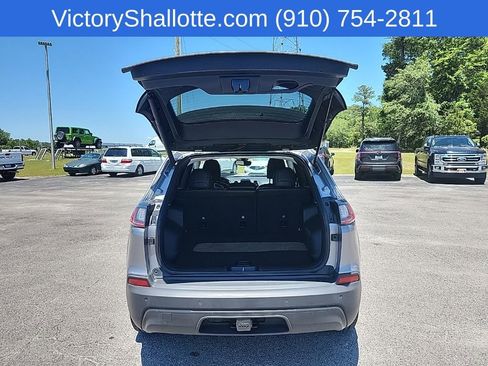 Certified 2020 Jeep Cherokee Latitude Plus FWD image 19