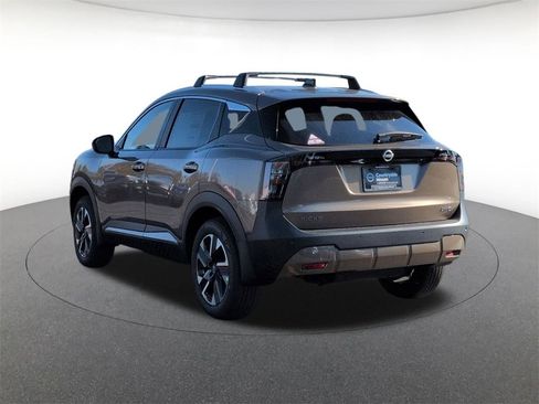 New 2026 Nissan Kicks SV w/ Cold Weather Package image 7