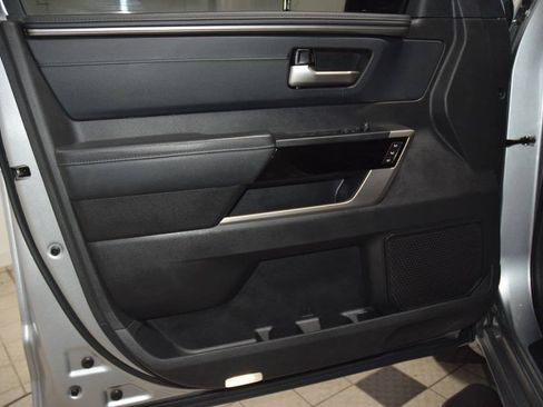 Used 2024 Toyota Tundra Limited AWD/4WD image 47
