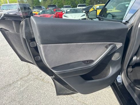 Used 2023 Tesla Model Y Long Range image 31