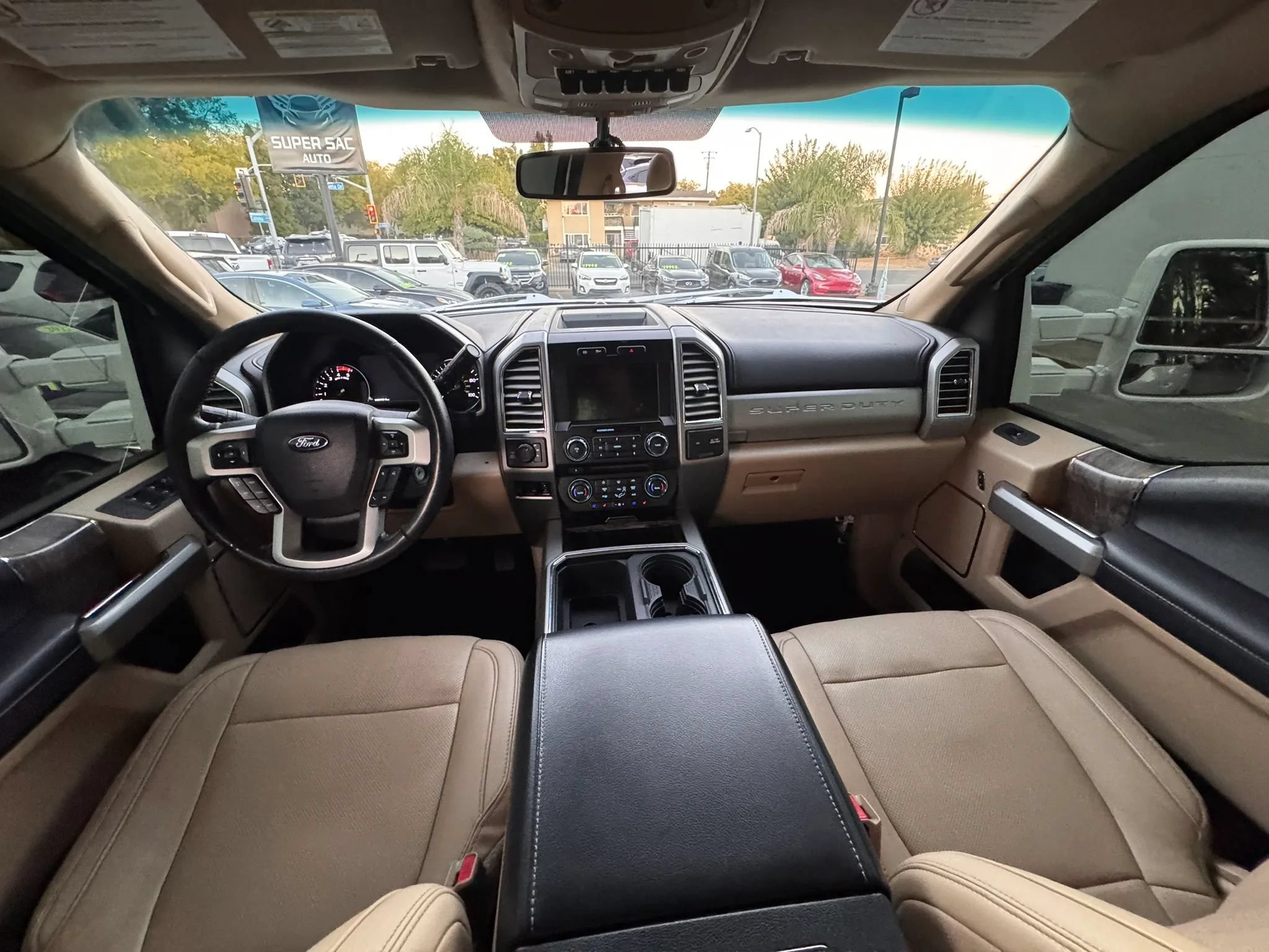 Used 2017 Ford F350 Lariat w/ Lariat Value Package AWD/4WD image 18