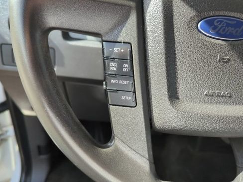 Used 2013 Ford F150 XLT AWD/4WD image 12