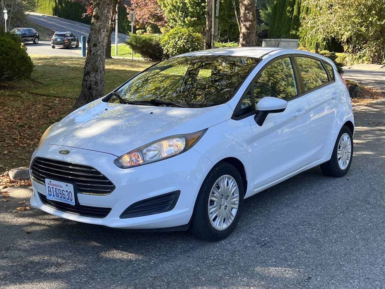 Used 2014 Ford Fiesta S FWD image 1