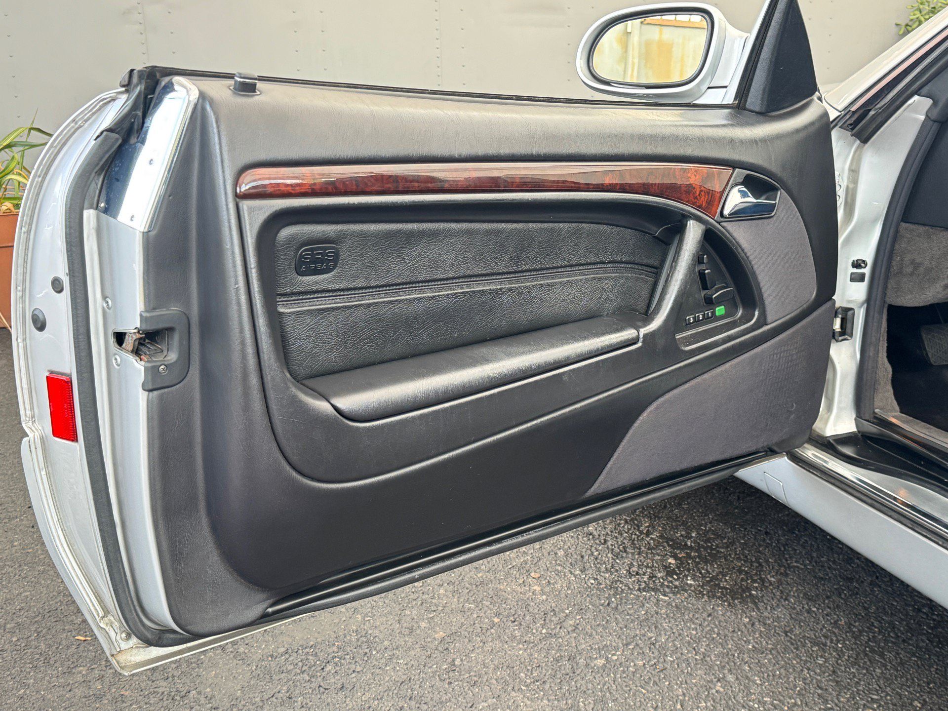 Used 1999 Mercedes-Benz SL 500 image 31