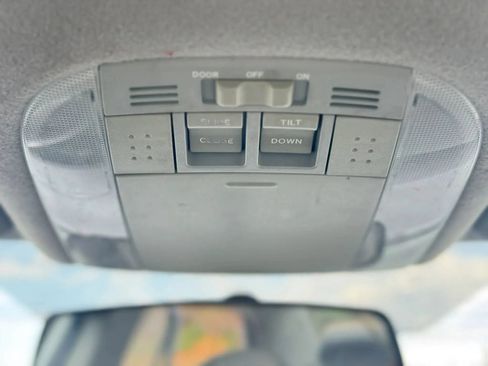 Used 2009 Toyota Corolla LE FWD image 26