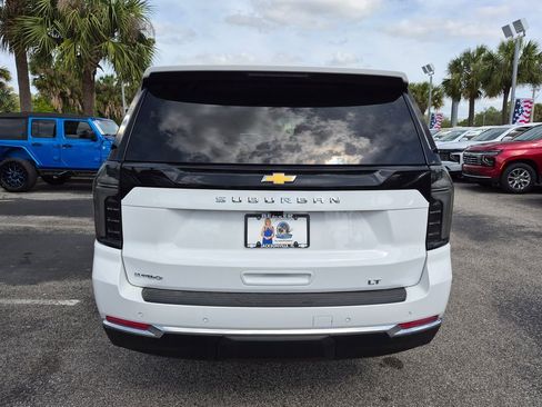 New 2026 Chevrolet Suburban LT w/ Comfort Package AWD/4WD image 6