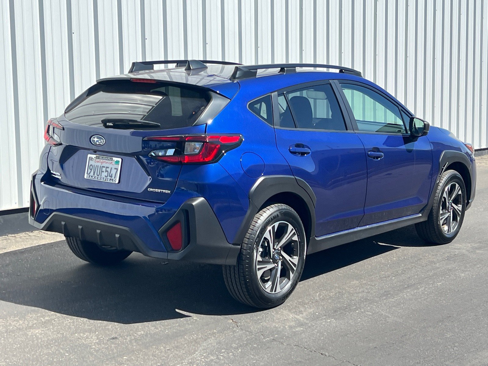 Used 2025 Subaru Crosstrek 2.5i Premium AWD/4WD image 6