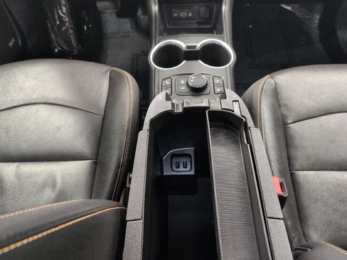 Used 2020 GMC Terrain SLT w/ Preferred Package FWD image 17