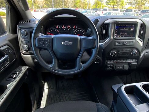 Used 2024 Chevrolet Silverado 1500 Custom Trail Boss w/ LPO, Dark Essentials Package image 6