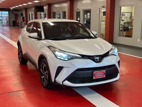 Certified 2022 Toyota C-HR XLE FWD image 2
