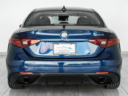 Used 2019 Alfa Romeo Giulia Ti Sport w/ Quick Order Package 22U Sport RWD image 7